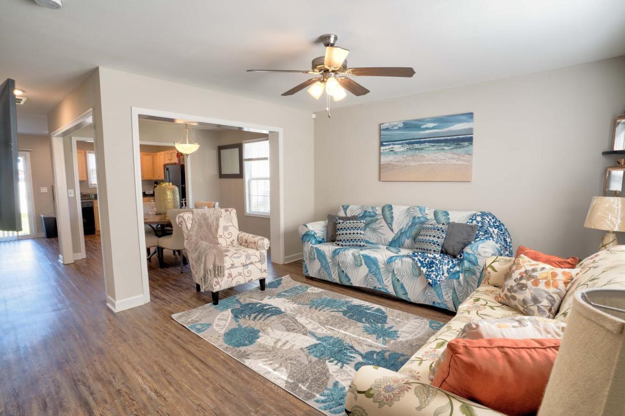 Kannapolis Elegant Townhouse - Pet Friendly Bagian luar foto