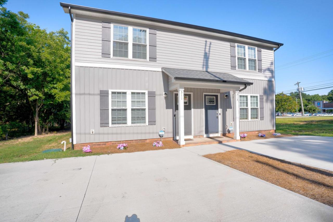 Kannapolis Elegant Townhouse - Pet Friendly Bagian luar foto