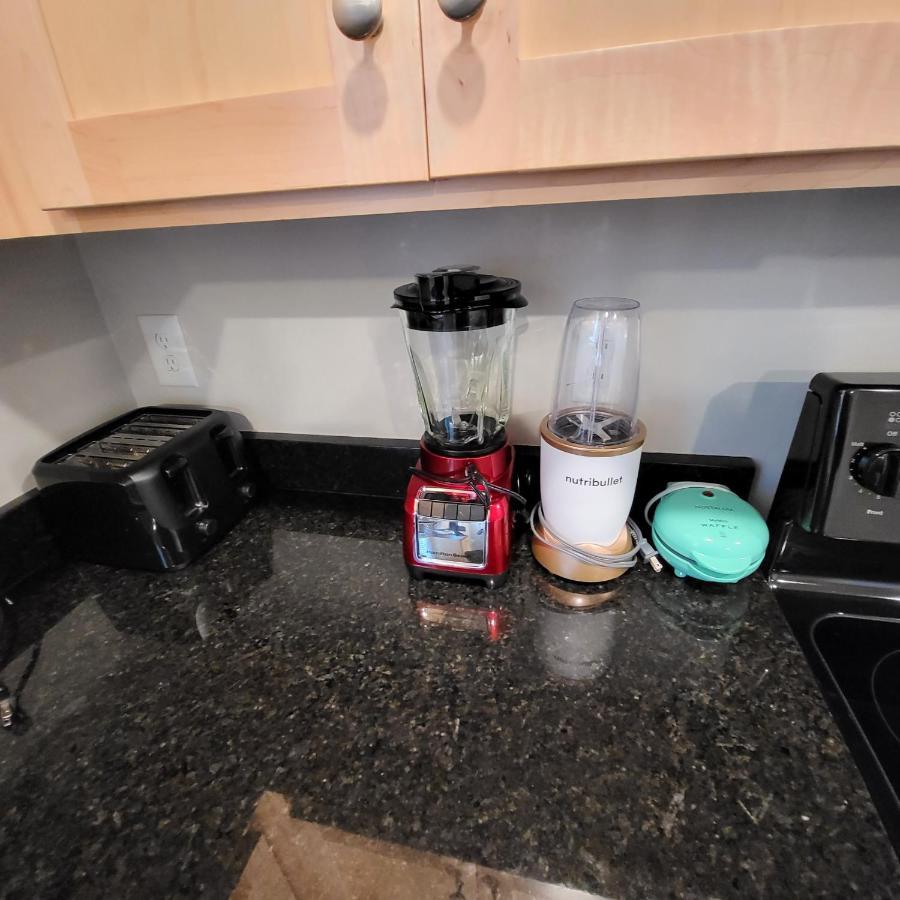 Kannapolis Elegant Townhouse - Pet Friendly Bagian luar foto